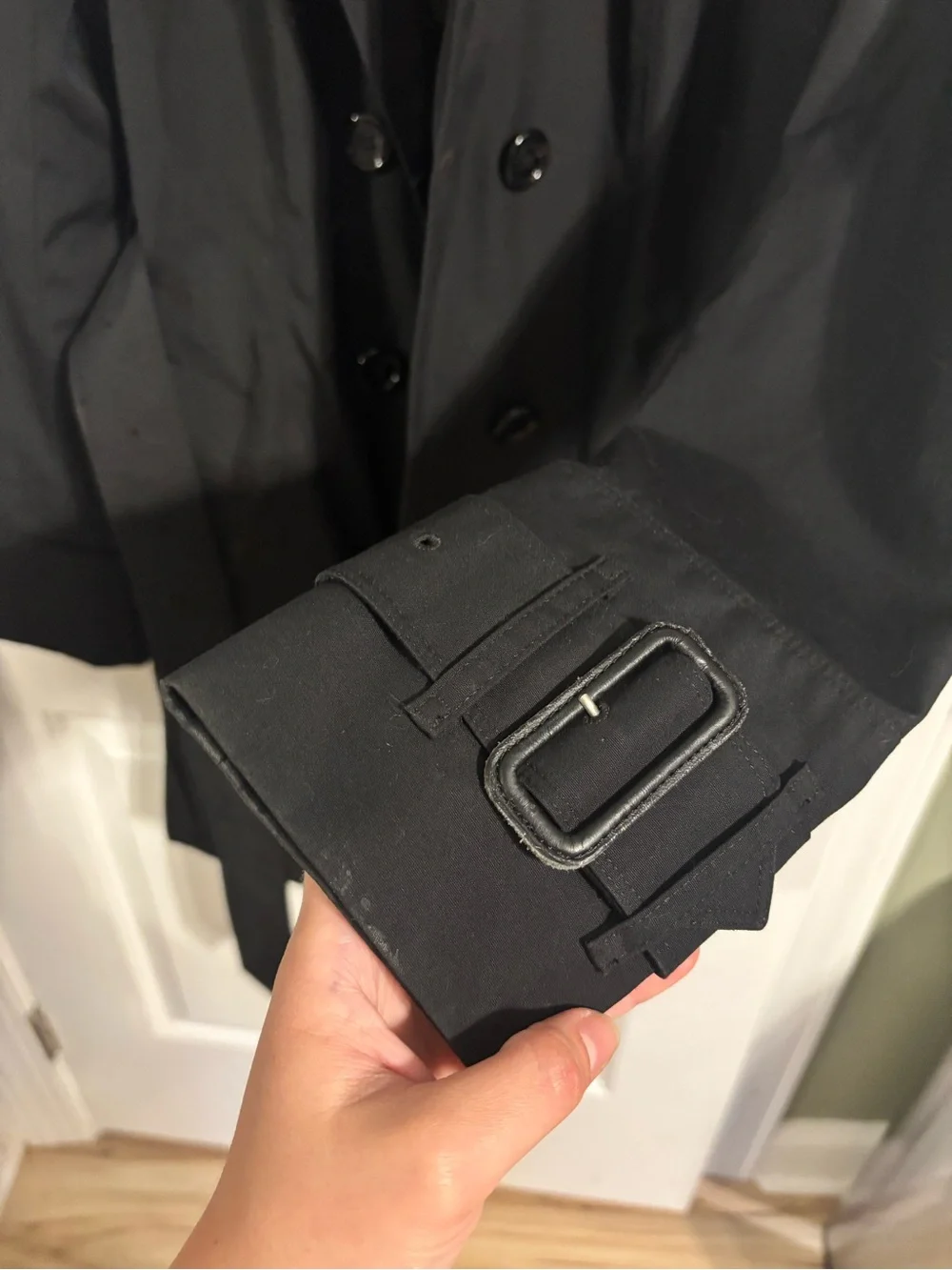Burberry Black Double-Breasted Trench Coat with Belt - Picture 8 of 10